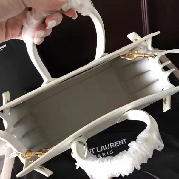 Y51 sac de jour in grained leather 4901 26cm x 21cm x 13cm