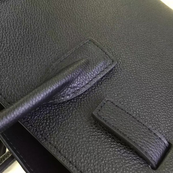 Y51 sac de jour in grained leather 4907 26cm x 12.5cm x 20.5cm