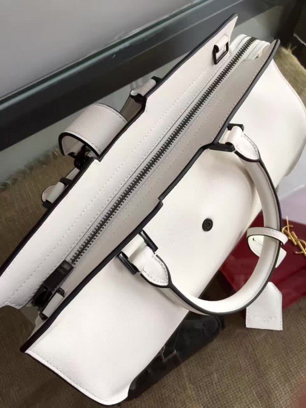 Y51 small in smooth leather cabas 5110 30cm x 22cm x 15cm