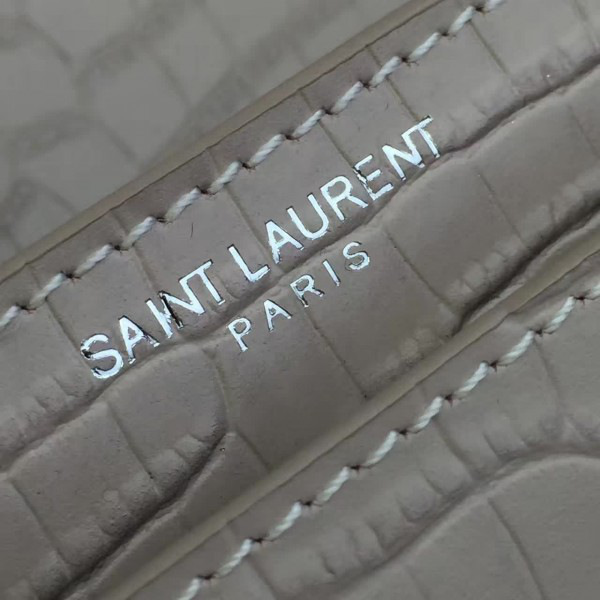 Y51 sunset monogram medium crocodile embossed shiny 4727 22cm x 5.5cm x 16cm