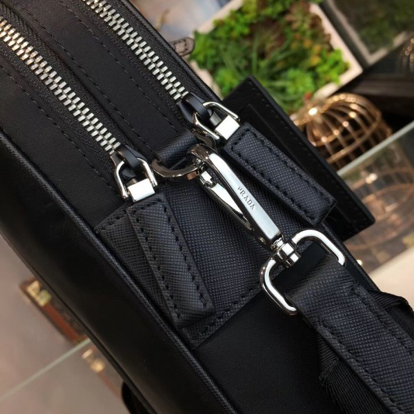 Pra*a nylon briefcase 4192 36*7*27.5cm