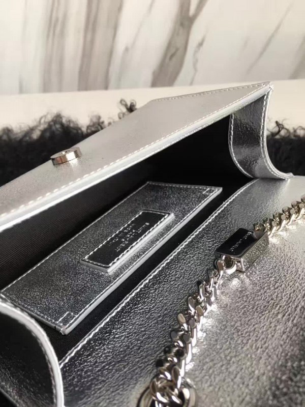 Y51 kate chain wallet with tassel in crinkled metallic leather cohotbag 4991