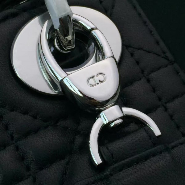 mini lady D10r 1755 17cm x 7.5cm x 15cm