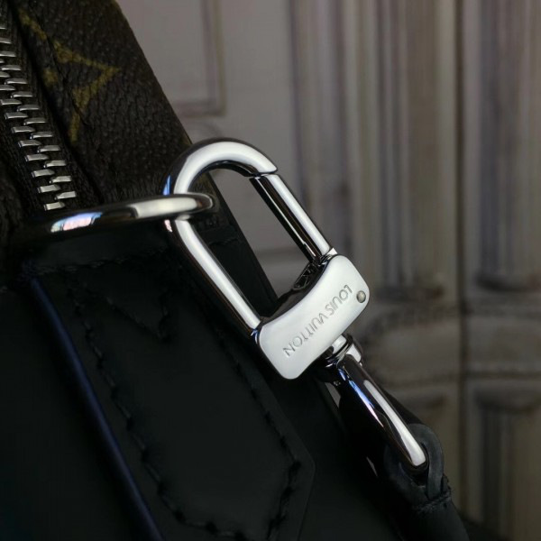 l0vis Vvtt0n kasai cohotbag  clutch