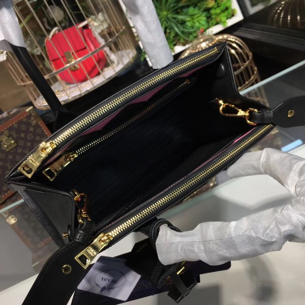 Pra*a esplanade saffiano 4001 30*15*21cm