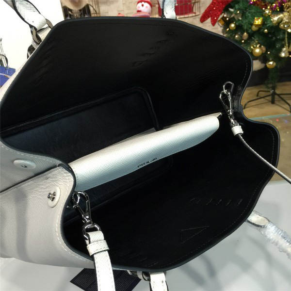 Pra*a double bag 4170  35cm x 17cm x 27.5cm