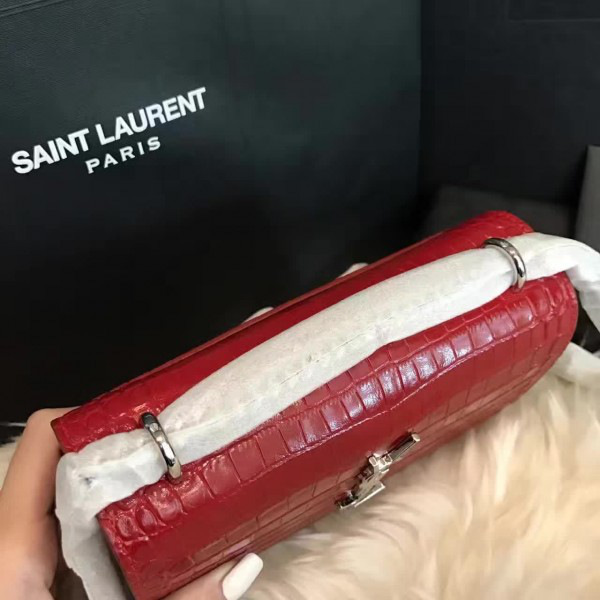 Y51 sunset chain wallet in crocodile embossed shiny leather 4860 17cm x 13cm x 7cm