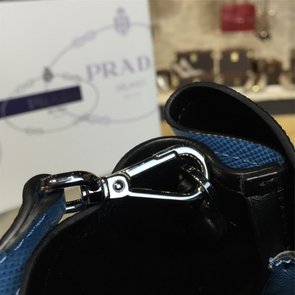 Pra*a cortex double medium bag z4088 33cm x 13cm x 24cm