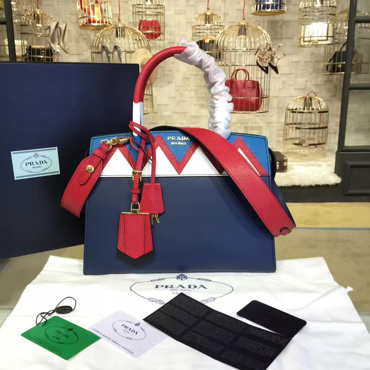 Pra*a esplanade 3854 30cm x 23cm x 15cm