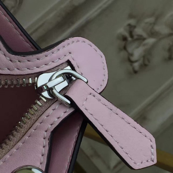 F**di mini 3jours 23cm x 11.5cm x 17cm