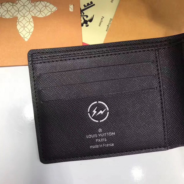 l0vis Vvtt0n multiple  cohotbag wallet