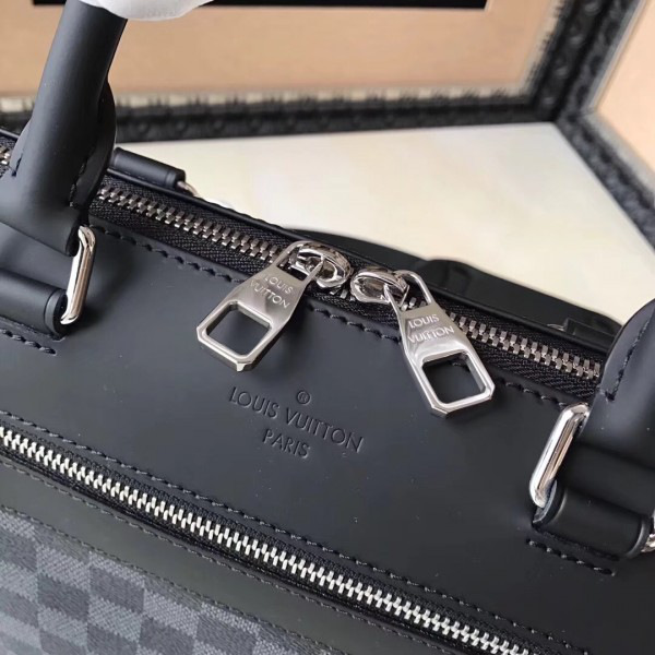 l0vis Vvtt0n porte documents jour damier cobalt canvas 3834 37cm