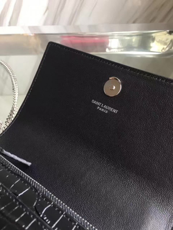 Y51 sunset chain wallet in crocodile embossed shiny leather 4843 17cm x 13cm x 7cm