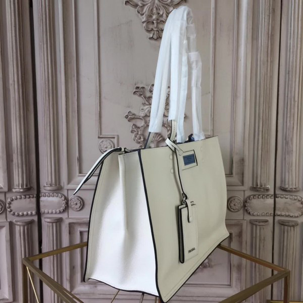 Pra*a cortex shoulder bag z4297 33.5cmx15.5cmx23cm