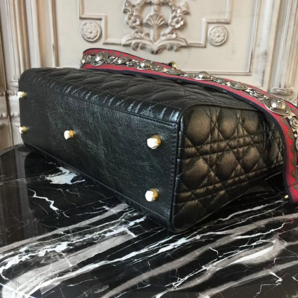 cohotbag lady D10r 1560