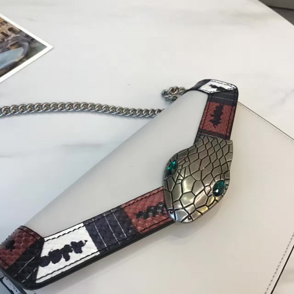 Gvc*1 lilith 2396 23cm x 14cm x 4.5cm