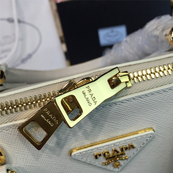 Pra*a promenade bag 25.5cm x 10.5cm x 17cm