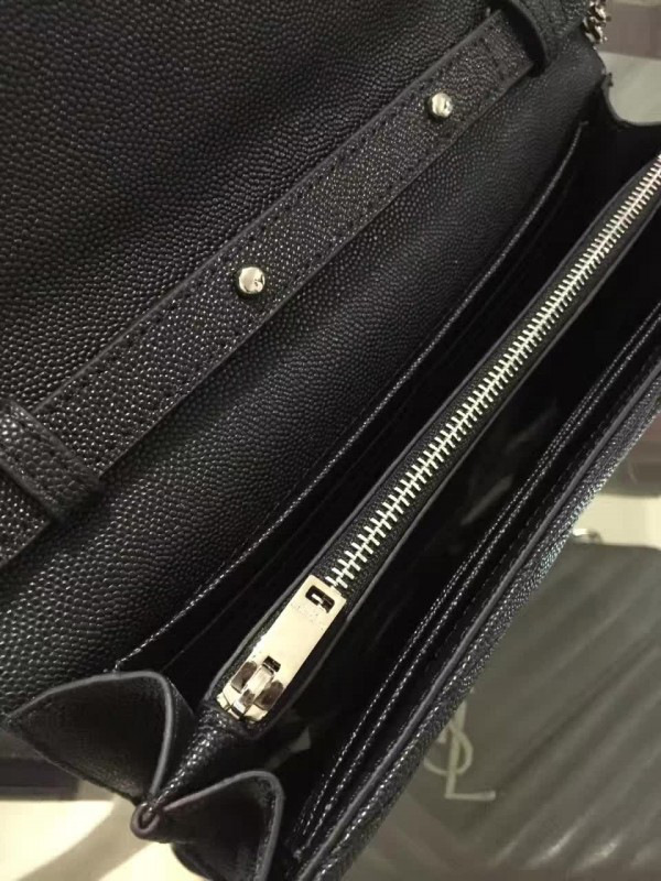 Y51 envelope chain wallet 5099 22cm x 5.5cm x 13.5cm