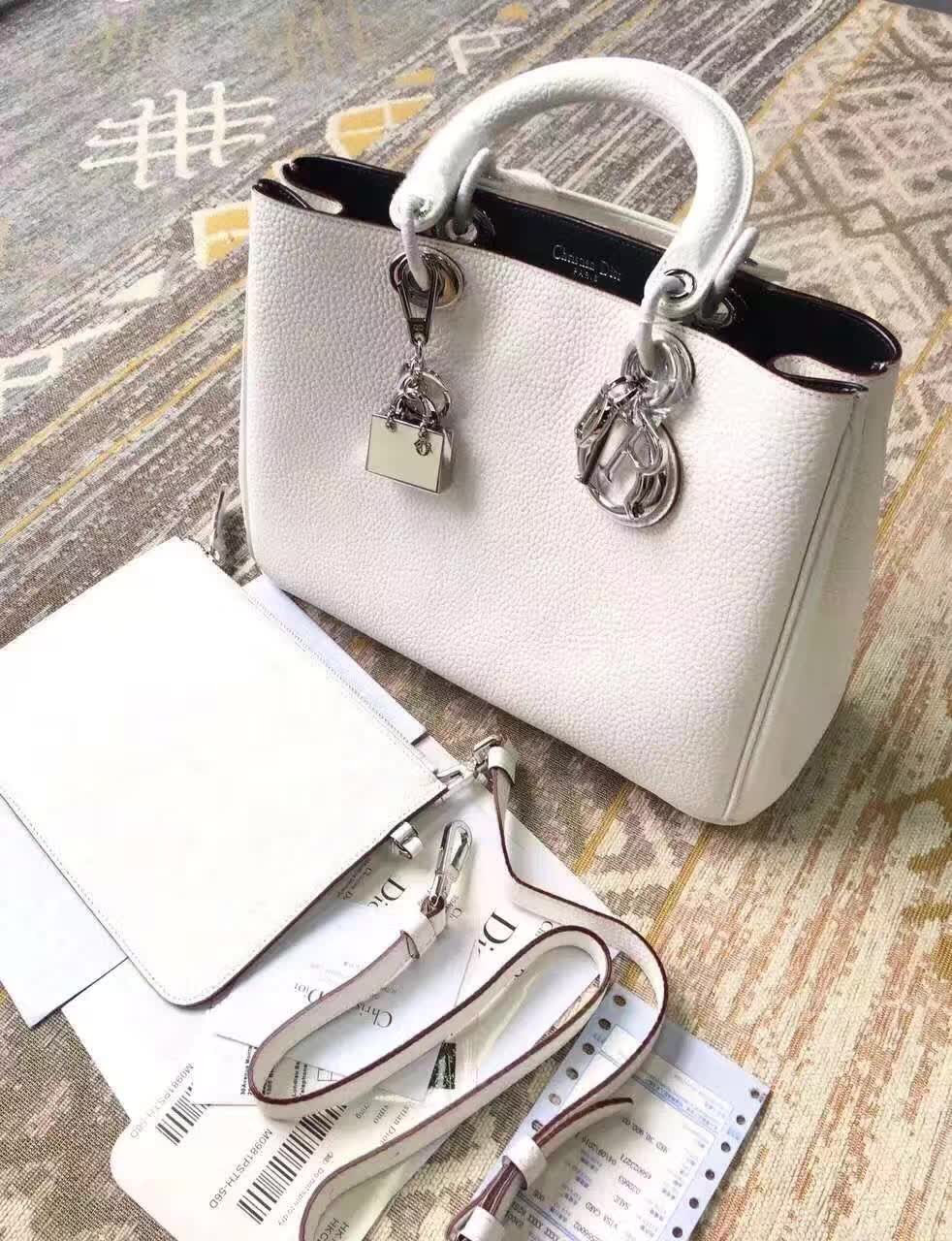 D10r issimo 1657 32cm*23cm*12cm