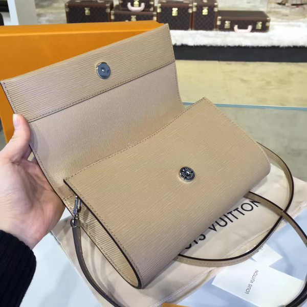 l0vis Vvtt0n clery cohotbag epi leather m54538 3661