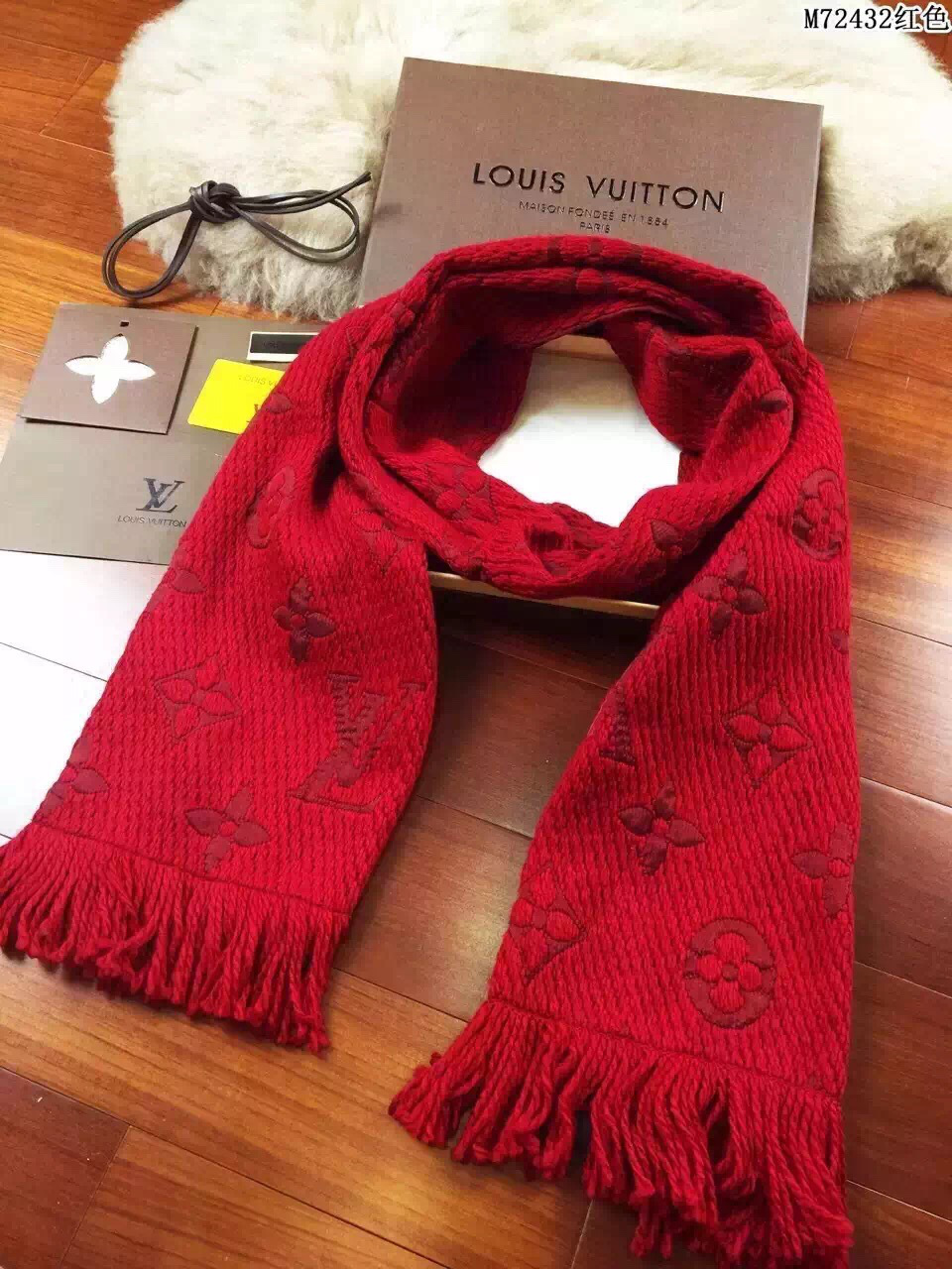 Lv scarf red