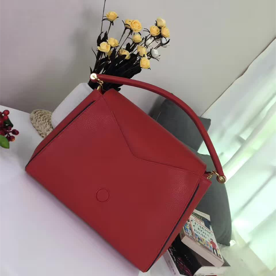 l0vis Vvtt0n double v cohotbag  rubis 3655