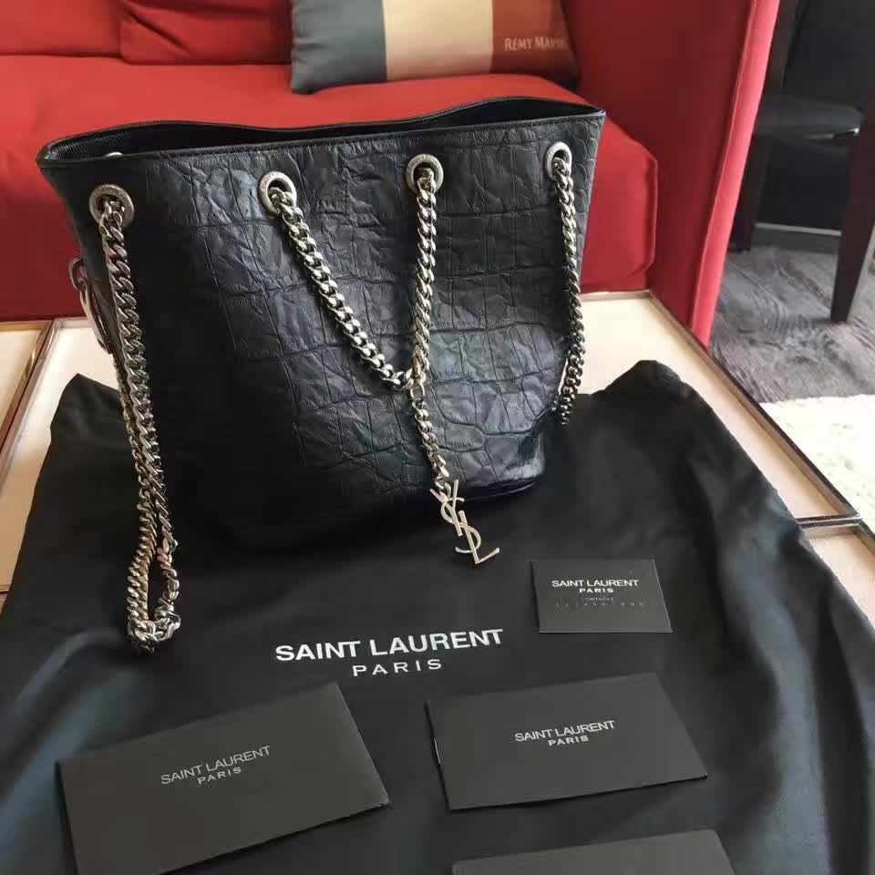 Y51 crocodile embossed leathe bucket bag black 5136 16cm x 16cm x 12cm