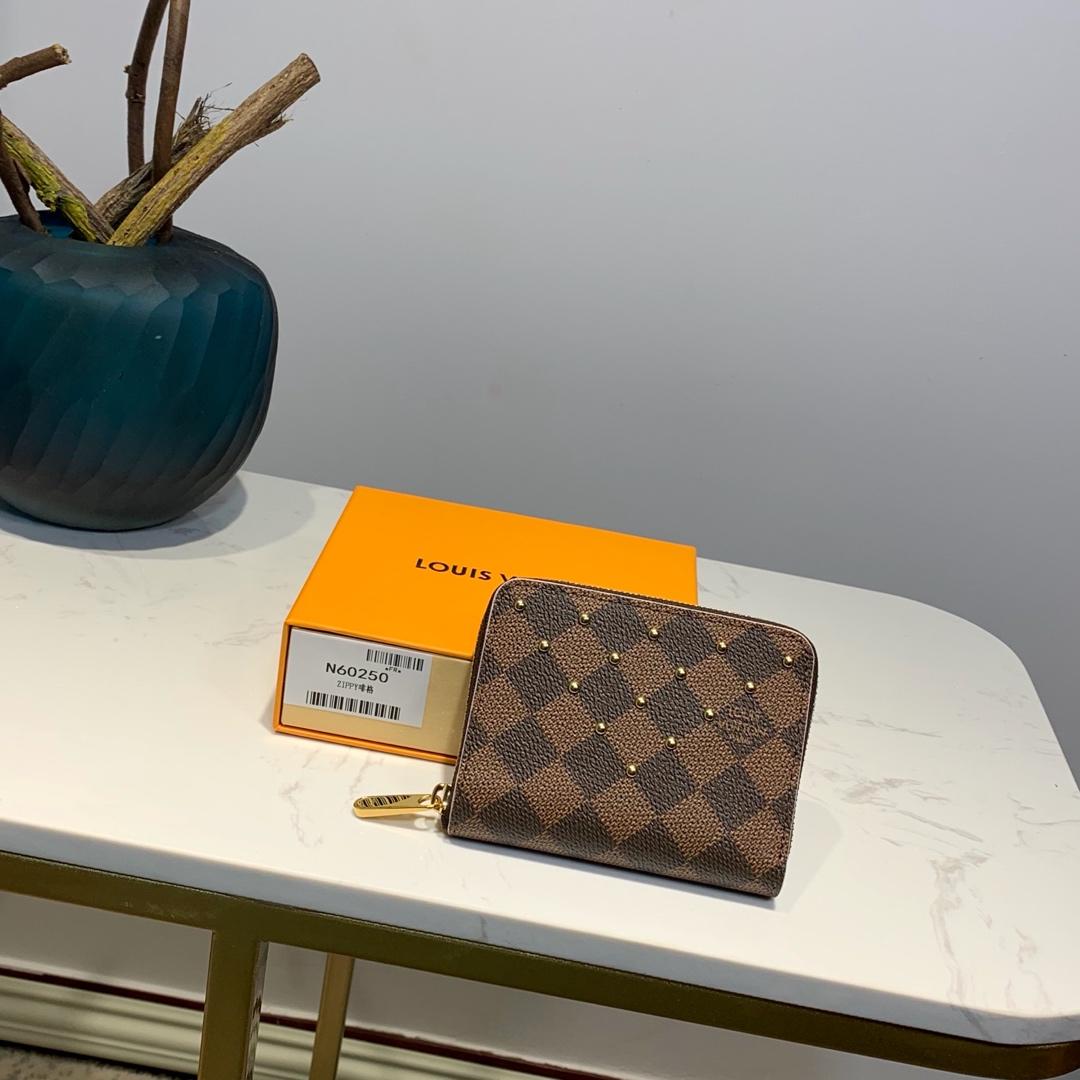 Lv zippy zipper zero wallet rivet inlay_11.0x 8.5x 2.0 cm