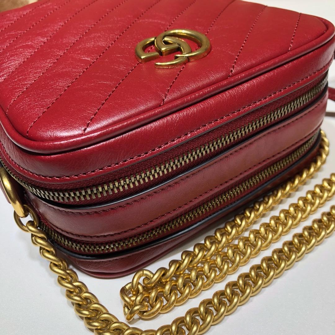 Gvc*1 shoulder bag  chain bag red 16 x 18.5 x 7 cm