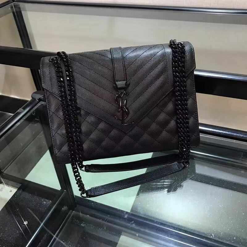 Y51 envelope medium bag all black 24x17.5x6cm