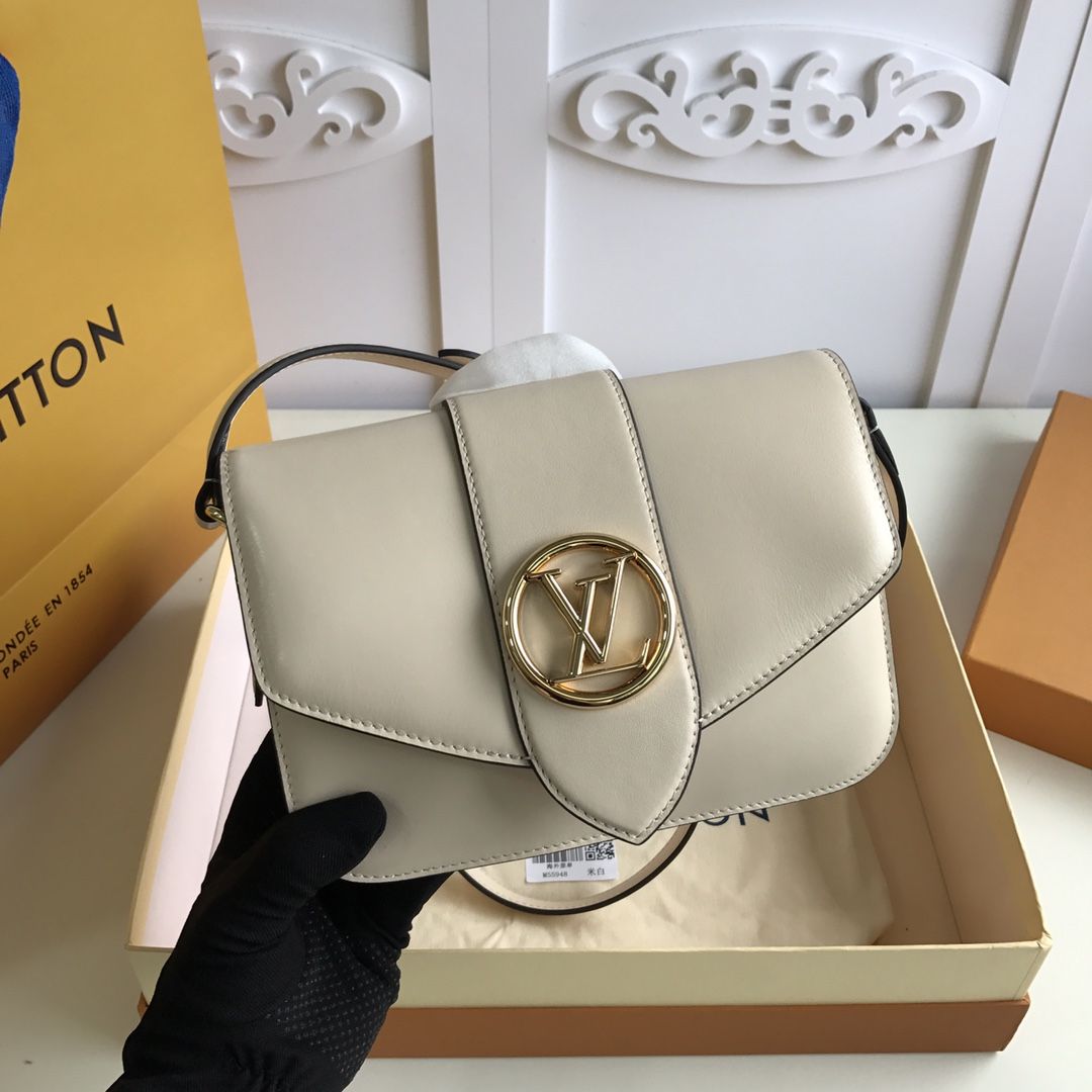 LV pont 9 white m55950