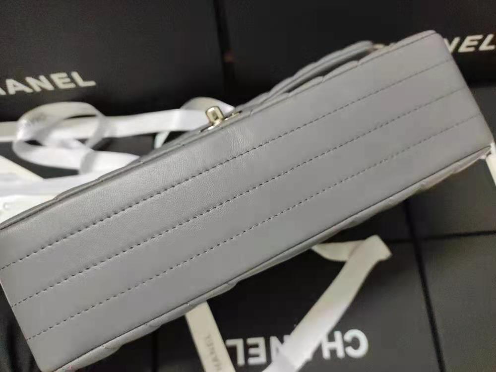 Ch**el lambskin chevron quilted 30cm flap bag grey with sliver hardware