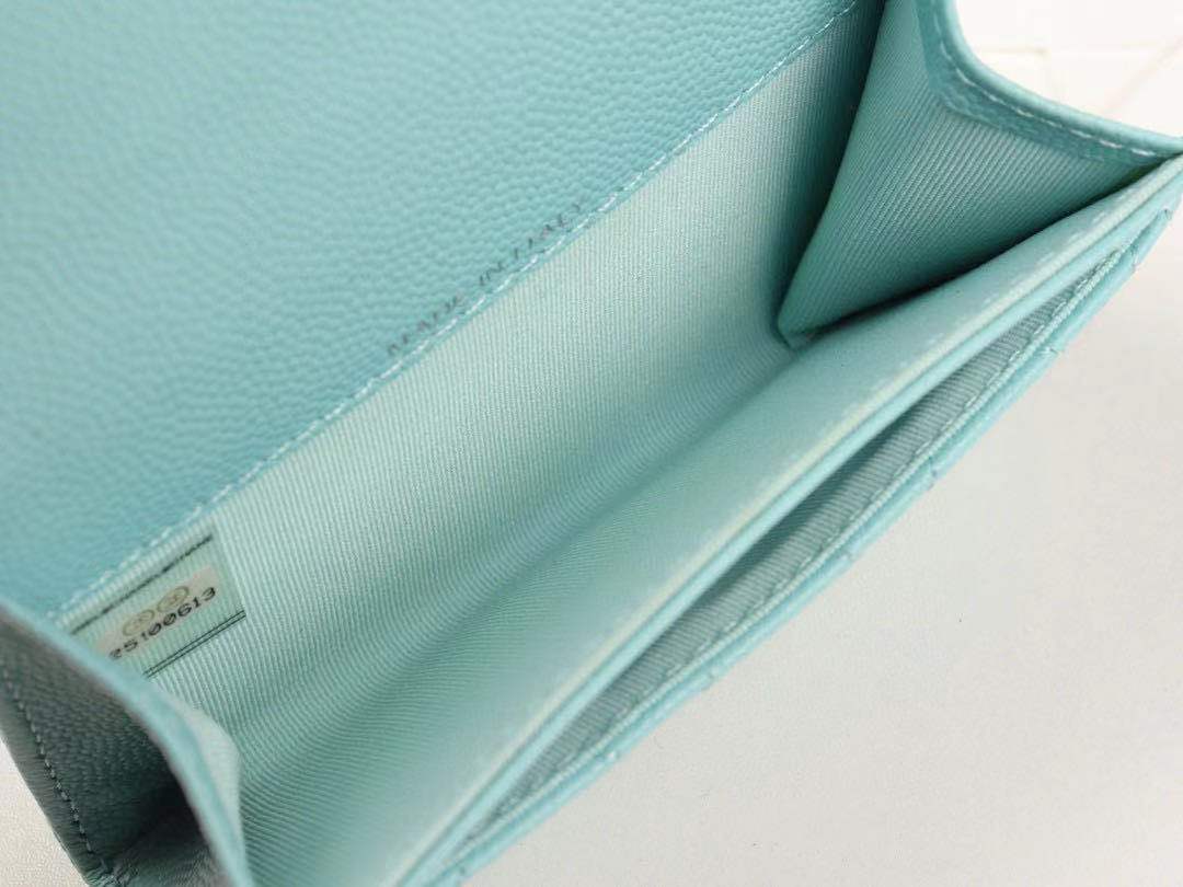 Ch**el wallet blue in sliver hardware