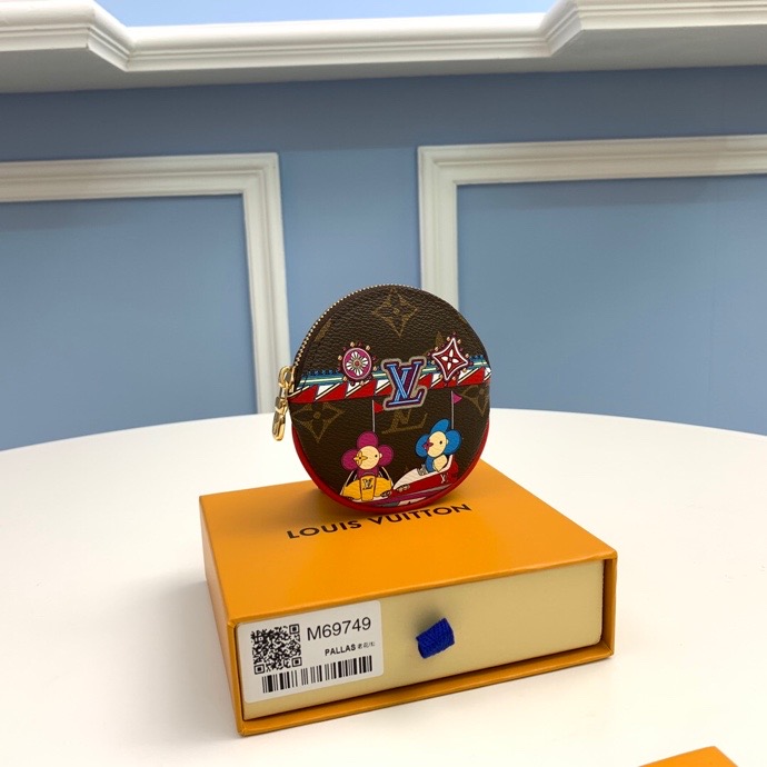 l0vis Vvtt0n round coin pouch monogram vivienne holiday rouge red m69749 9 x 9 x 1 cm