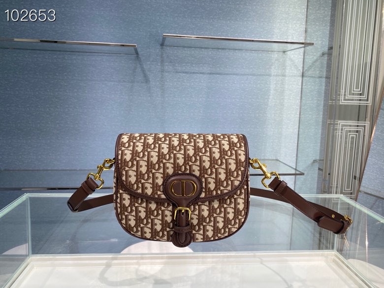 medium D10r bobby bag brown oblique jacquard 22 x 17 x 6 cm