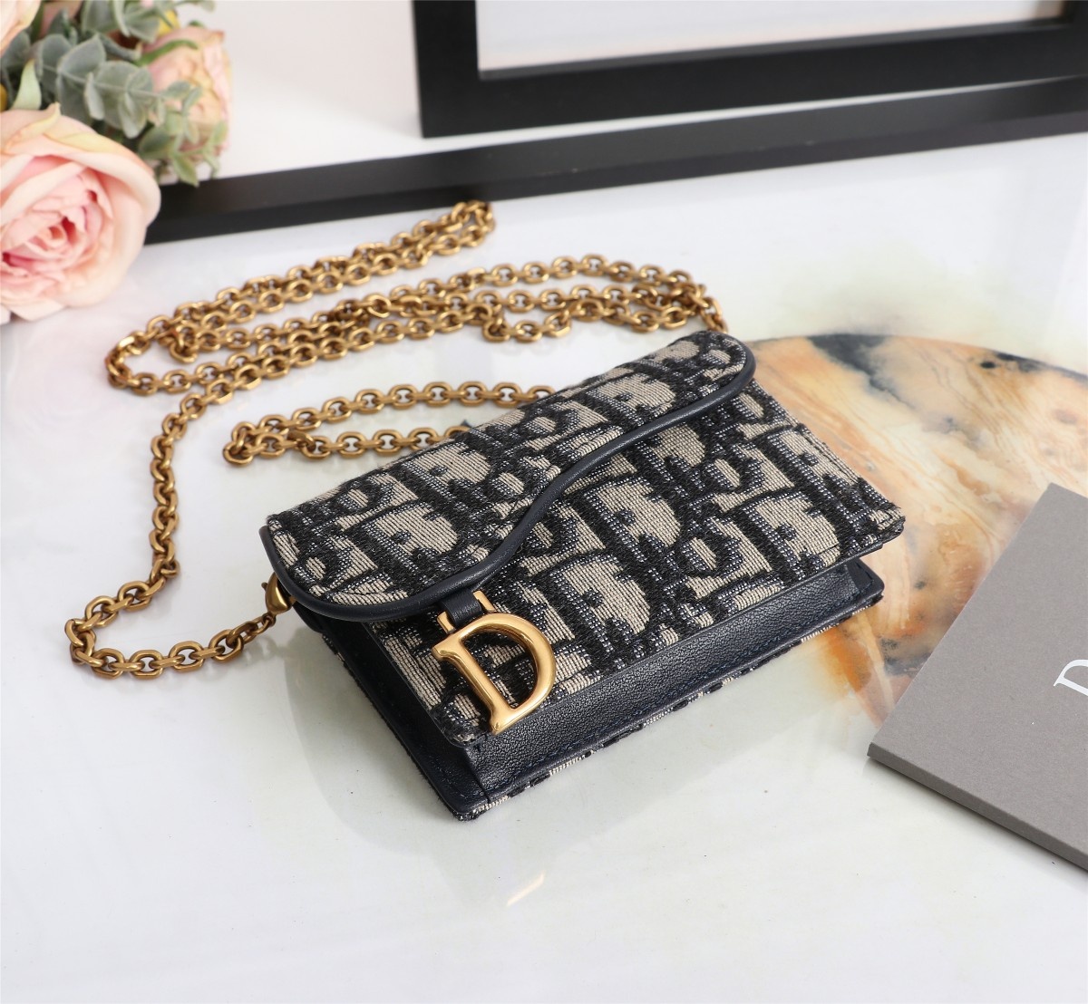 D10r saddle flap card holder blue D10r oblique jacquard s5611ctzq 10.5 x 7 cm