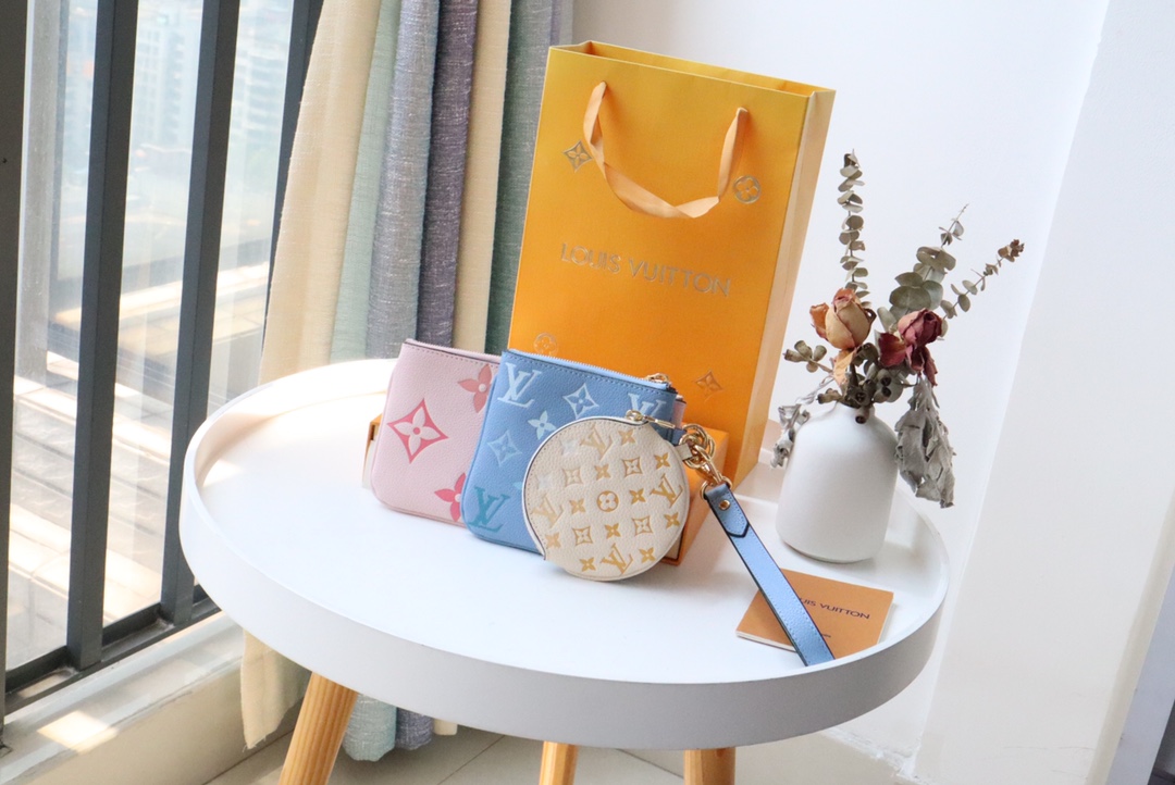 l0vis Vvtt0n trio pouch monogram empreinte leather m80407 19.5 x 11.5 x 3.0 cm