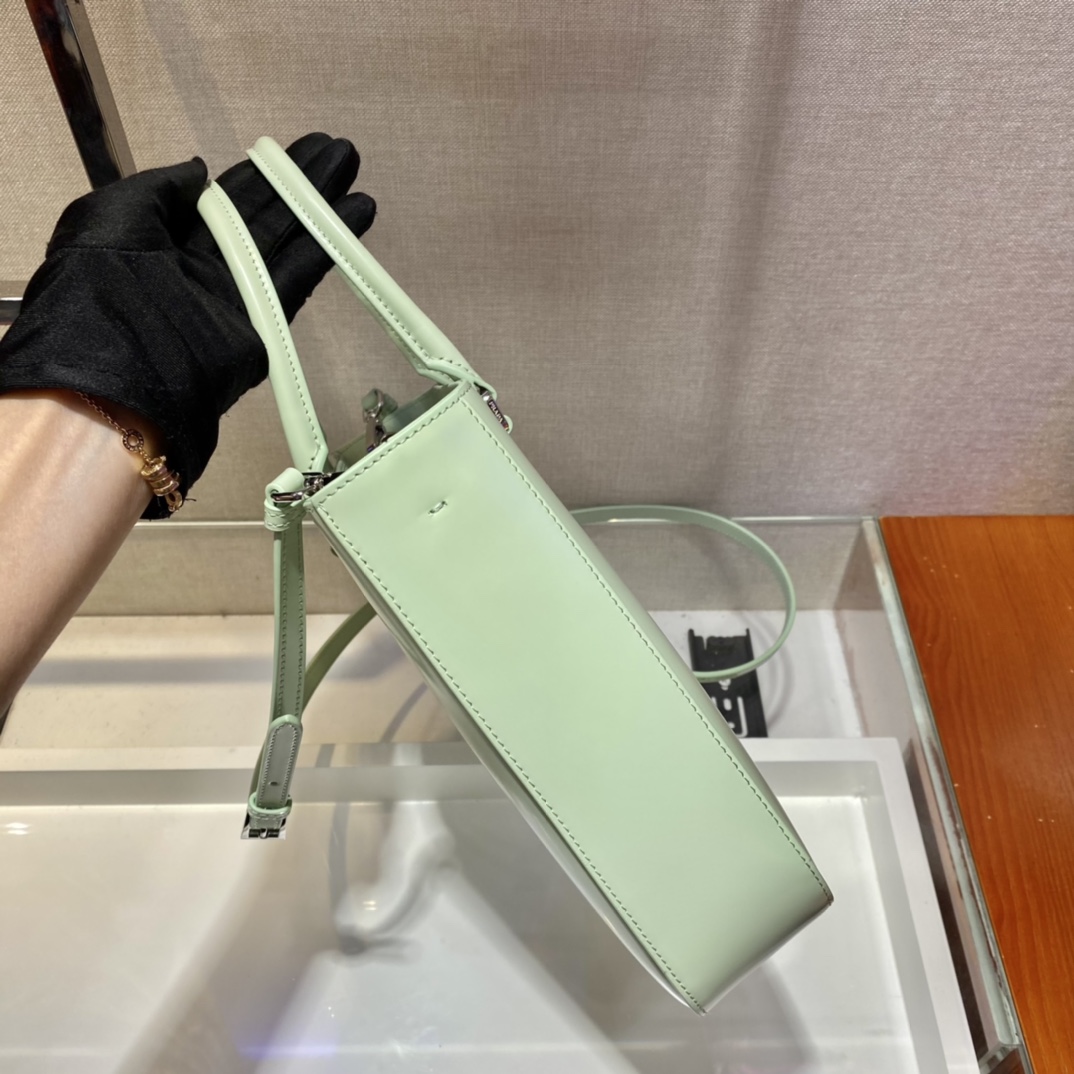 Pra*a  brushed leather tote bag surf green 1ba330 24 x 22 x 6 cm