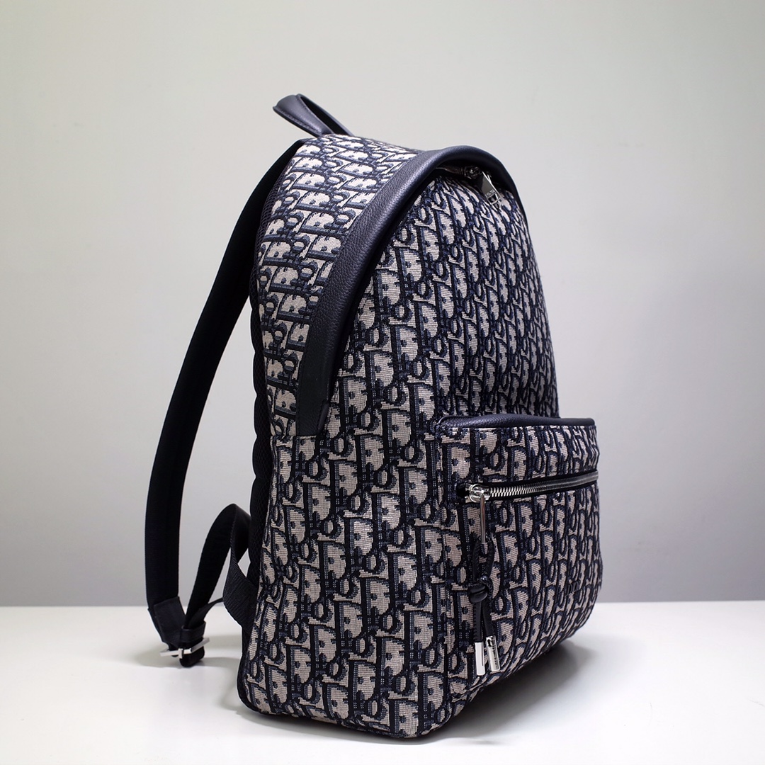 Gvc*1 rider backpack oblique jacquard 1voba088yky 30x15x42cm