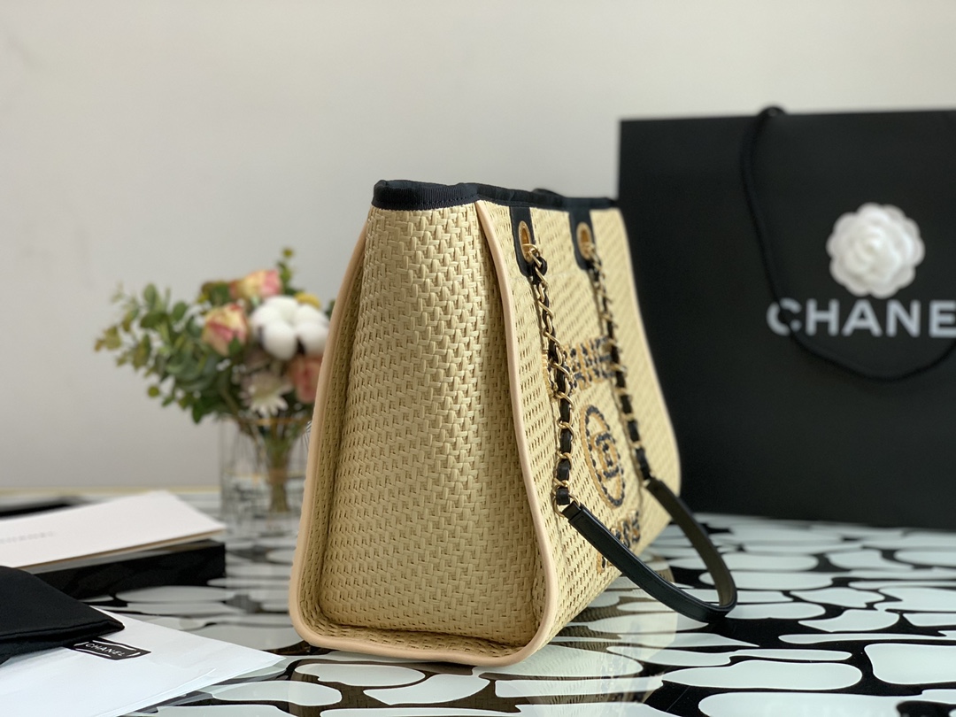 Ch**el large tote straw, calfskin & gold metal beige & black a66941