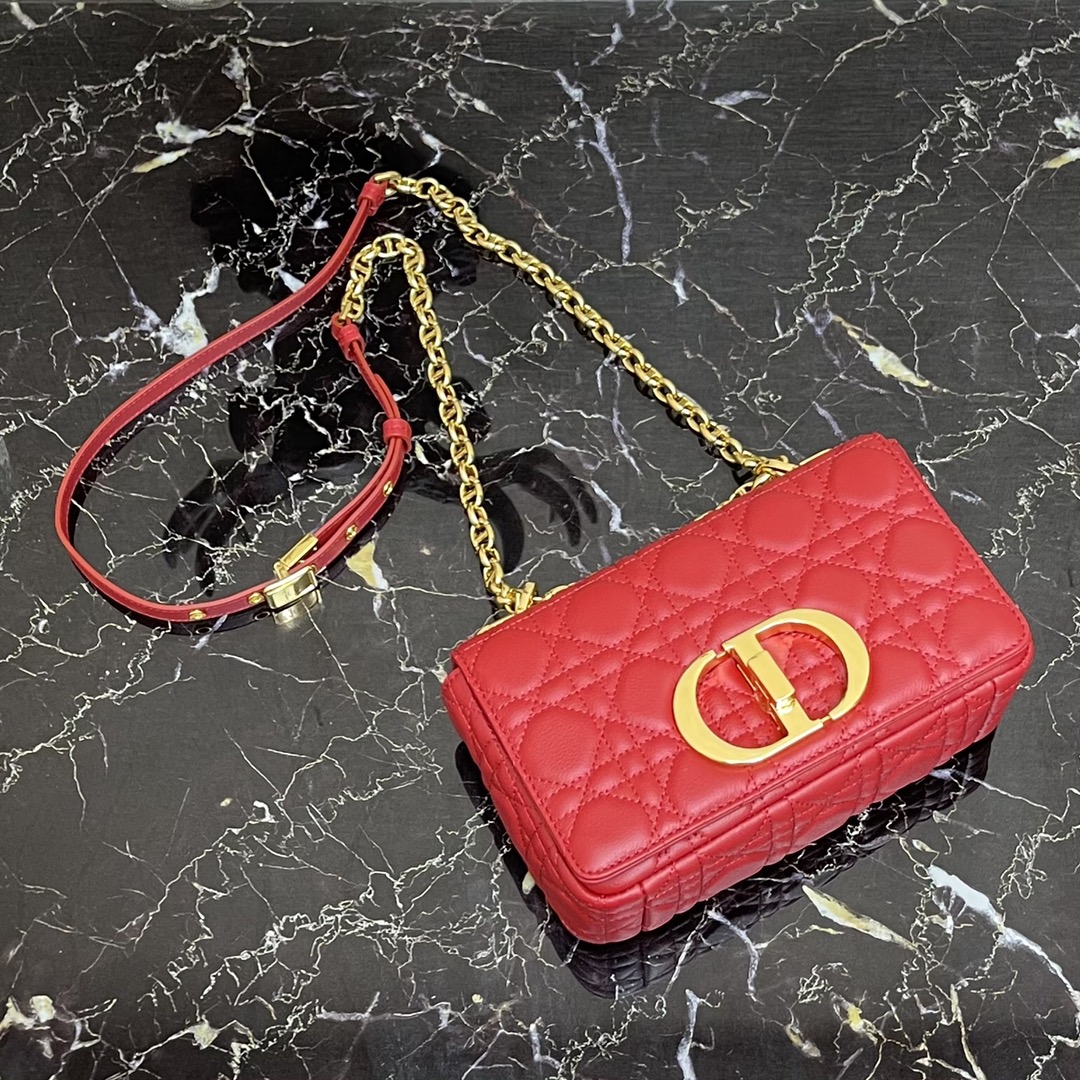 d10r small caro bag raspberry S*pple cannage calfskin m9241uwhc 20 × 12 × 7 cm