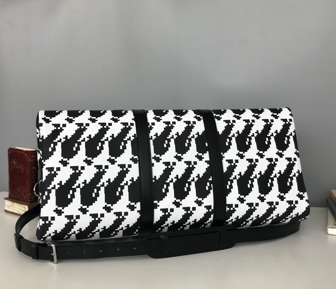 l0vis Vvtt0n limited edition michael jackson keepall 45 black and white  45 x 27 x 20 cm