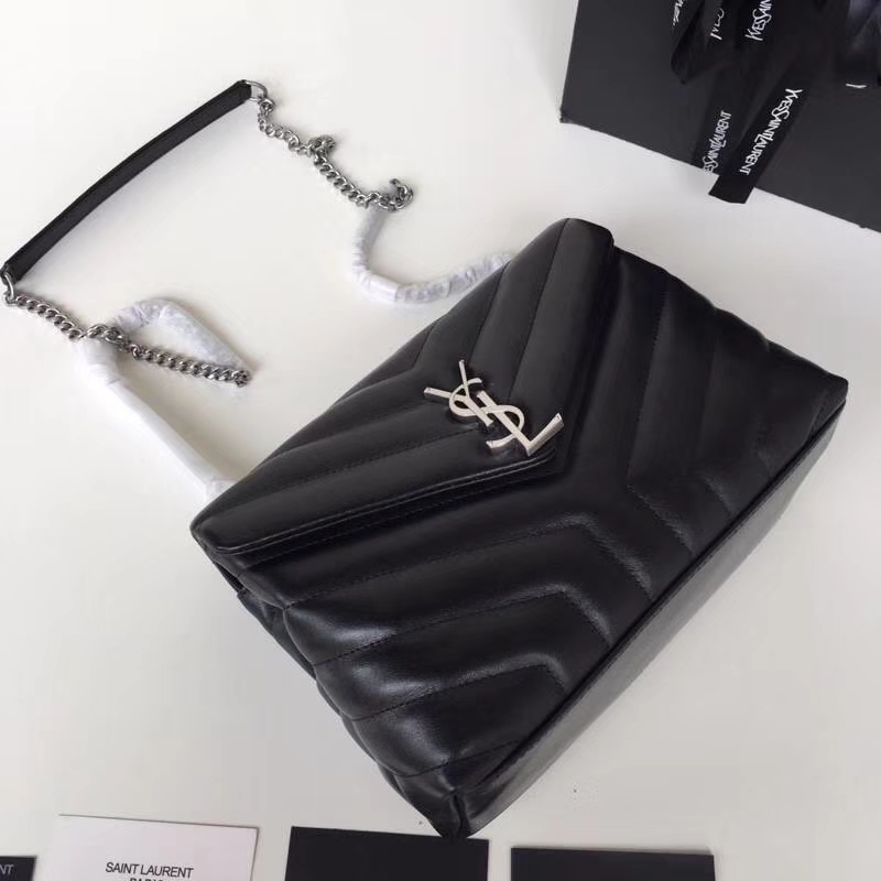 Y51 loulou small in quilted “y” leather black 494699 24 x 18 x 7 cm