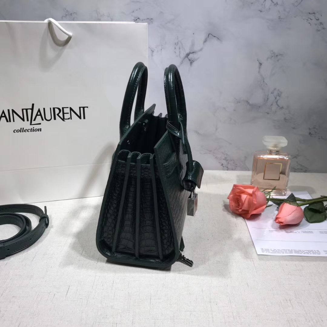 Y51 classic sac de jour nano in embossed crocodile shiny leather forest 392035 22 x 18 x 11 cm