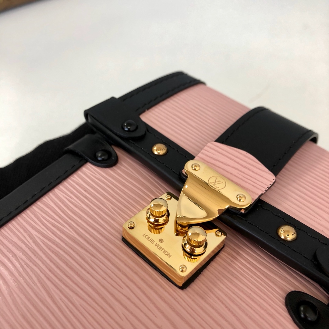 l0vis Vvtt0n vertical trunk pochette epi leather in rose ballerine m67872 11.0 x 17.5 x 3.5 cm