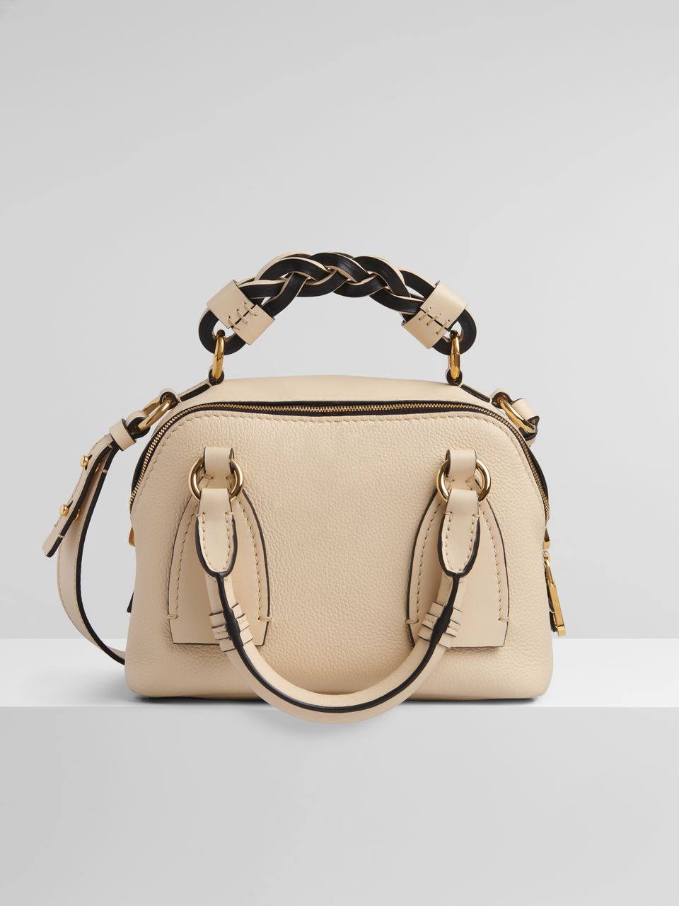 CHLOÉ DARIA Small Bag In Grained & Shiny Calfskin Sweet Beige CHC20US361C6224Q 22 x 9 x 18 cm