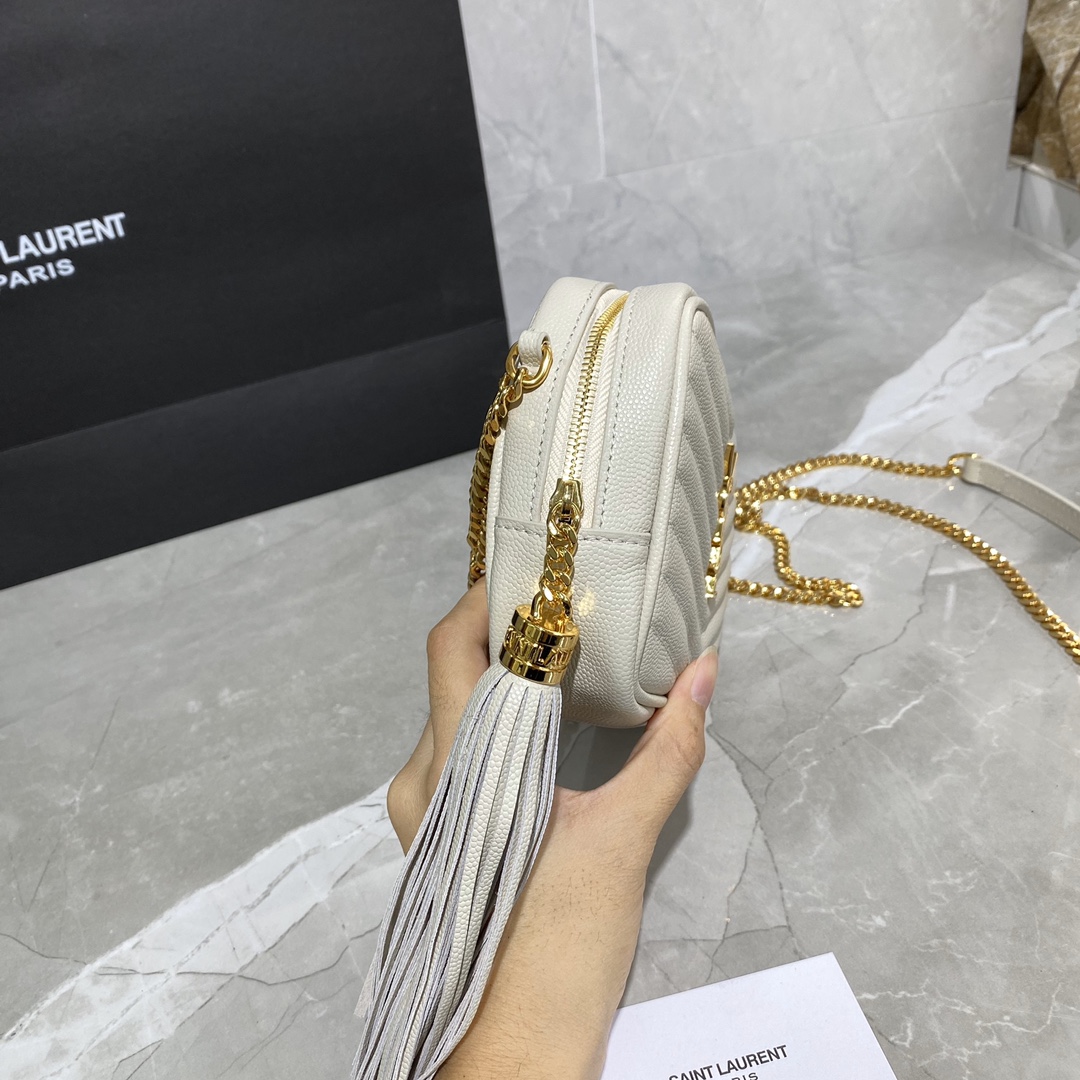 Y51 lou mini bag in quilted grain de poudre embossed leather white 6125791 18 × 10 × 5 cm