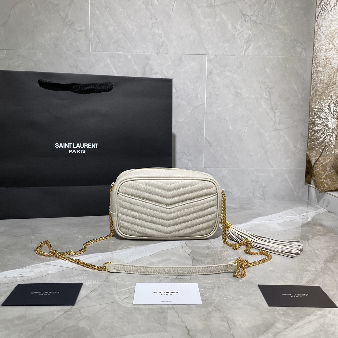 Y51 lou mini bag in quilted grain de poudre embossed leather white 6125791 18 × 10 × 5 cm