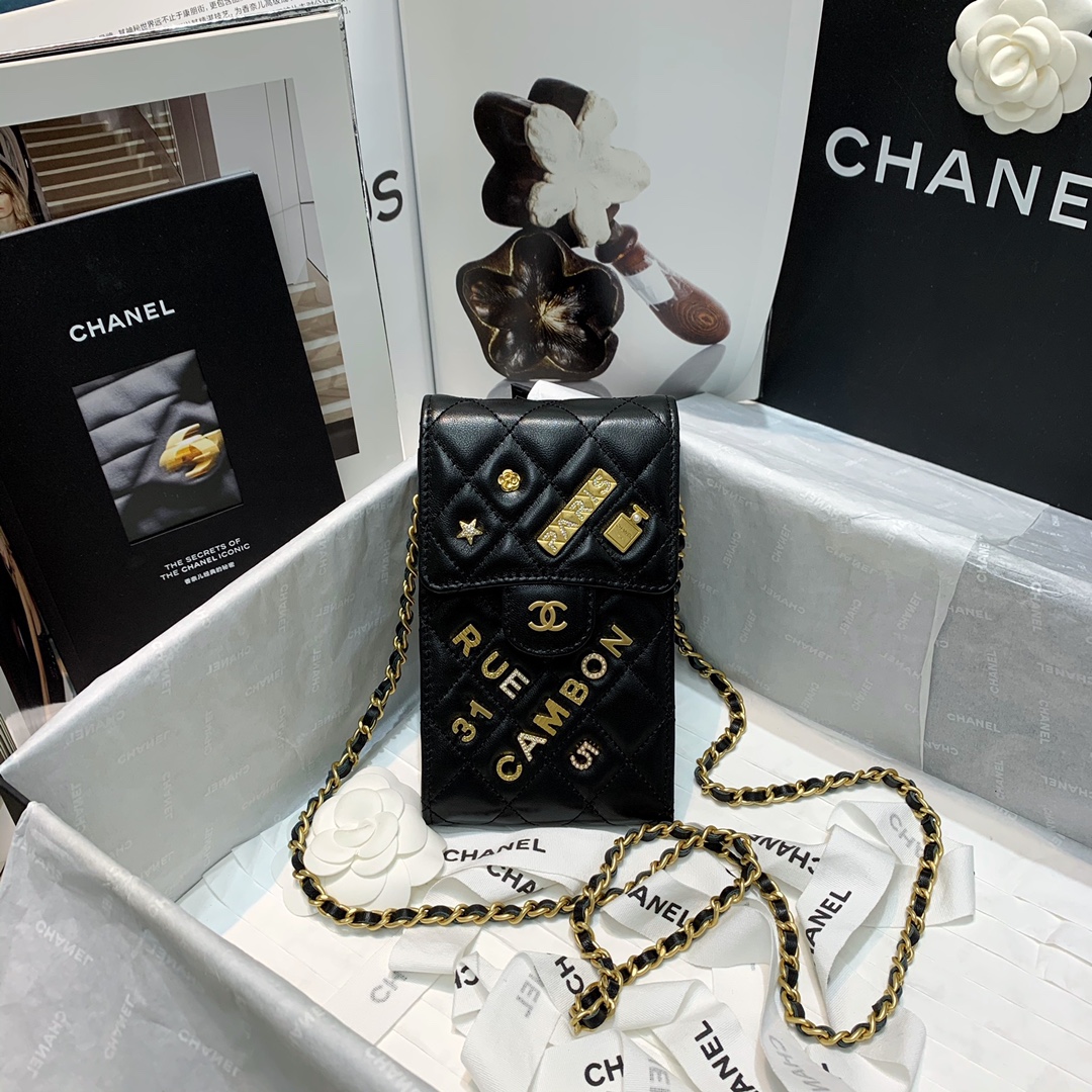 Ch**el phone holder with chain lambskin black ap2164 17 x 2.5 x 10 cm