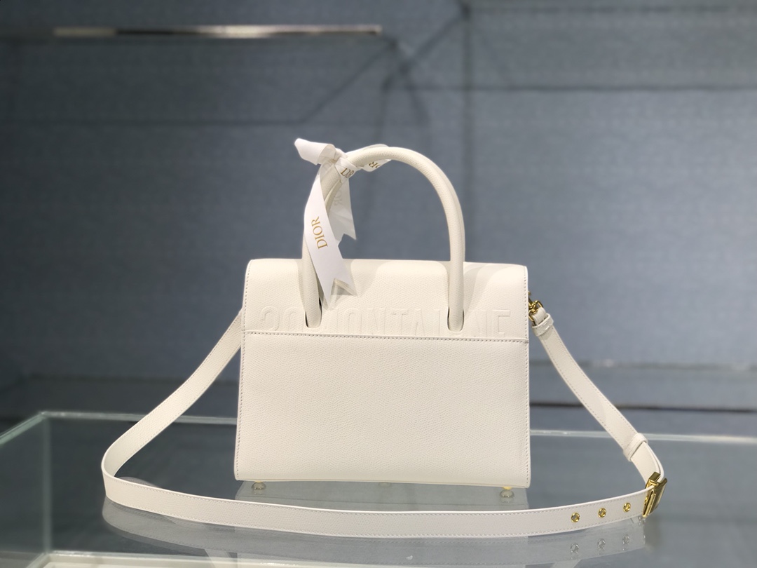 D10r medium st honorÉ tote white grained calfskin m9321 25 x 19 x 12 cm